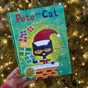NWT Pete the Cat saves Christmas book